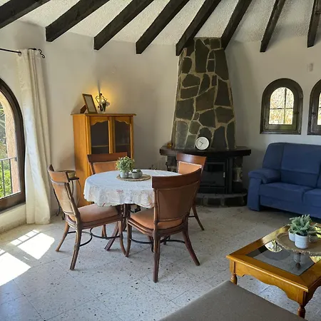 Maryvilla 0306 * Calp