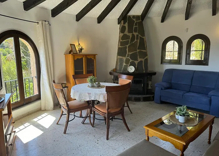 Maryvilla 0306 * Calp